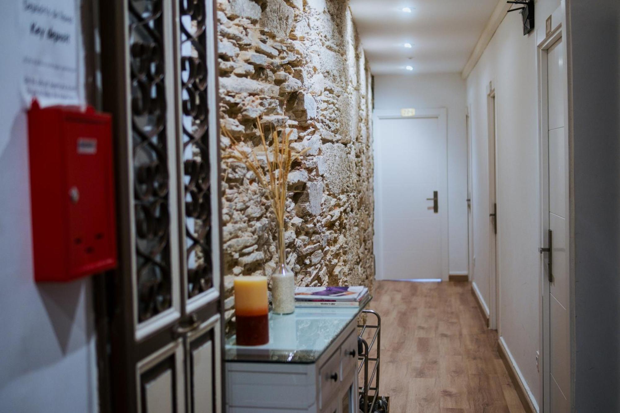 Hostal Santa Cruz Santiago de Compostela Exterior photo